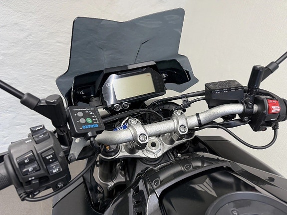 Yamaha MT-10 ABS 8 of 13
