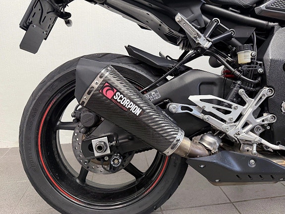 Yamaha MT-10 ABS 12 of 13