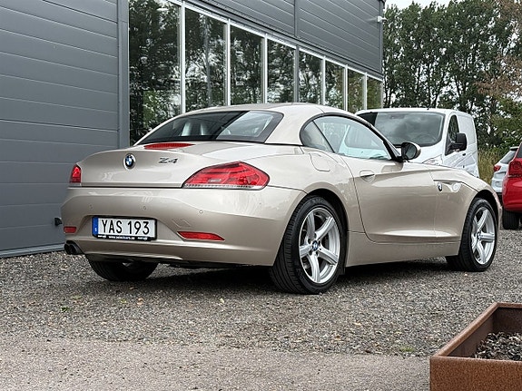 BMW Z4 2 of 5