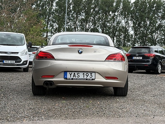 BMW Z4 3 of 5