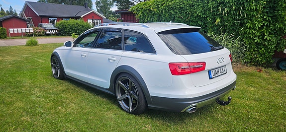 Audi A6 allroad 4 of 5