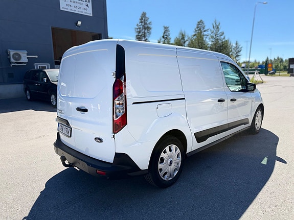 Ford Transit Connect 21 of 26