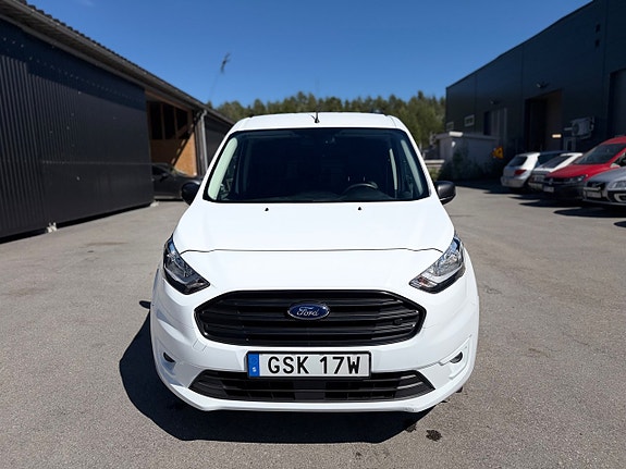 Ford Transit Connect 19 of 26