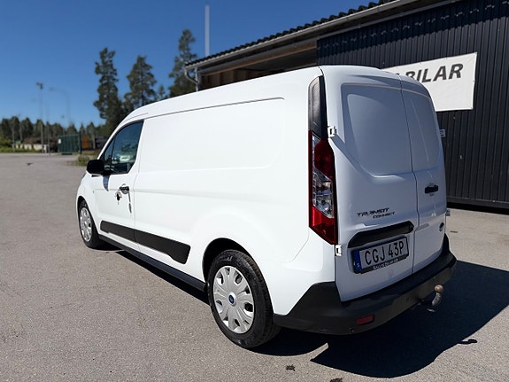 Ford Transit Connect 15 of 26