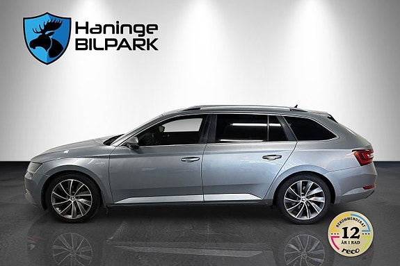Skoda Superb 9 of 30