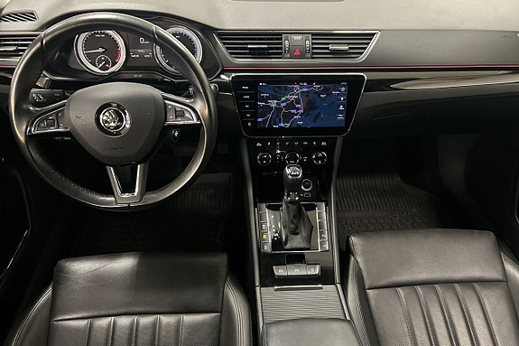 Skoda Superb 13 of 30