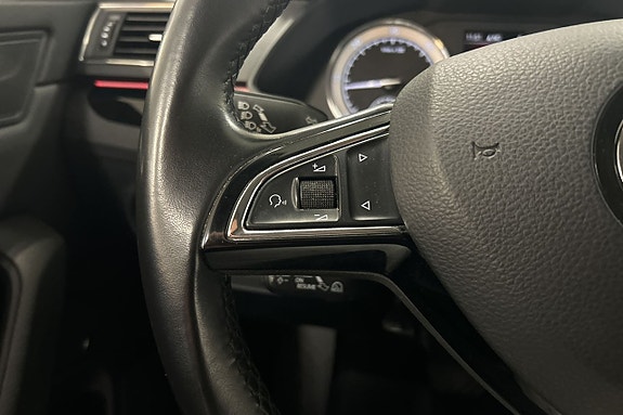 Skoda Superb 21 of 30