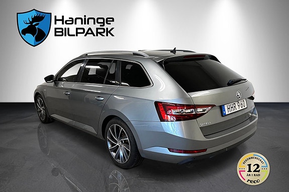 Skoda Superb 8 of 30