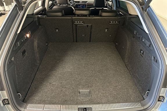 Skoda Superb 17 of 30