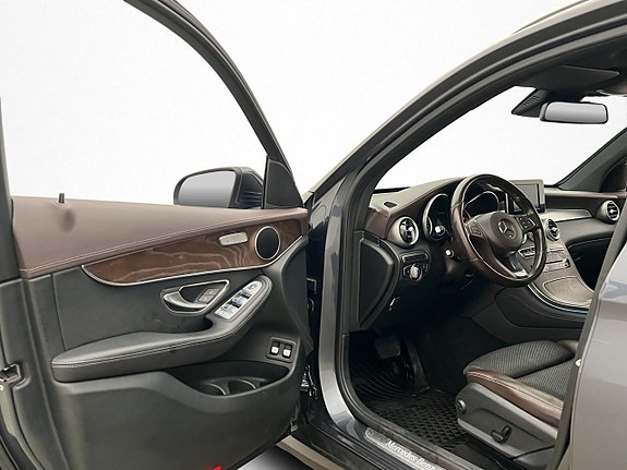 Mercedes-Benz GLC220 d 18 of 30