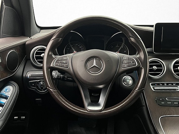 Mercedes-Benz GLC220 d 13 of 30