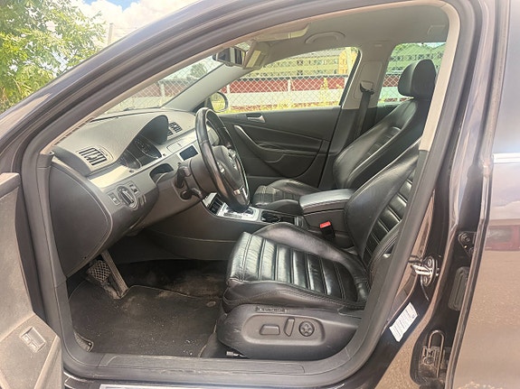 Volkswagen Passat 5 of 5
