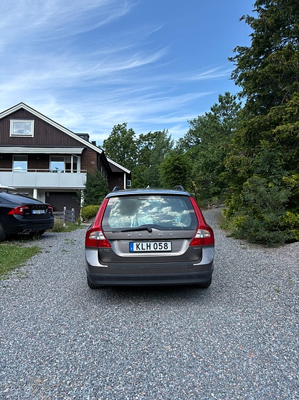 Volvo V70 5 of 5