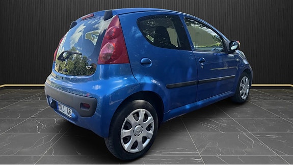 Peugeot 107 4 of 5