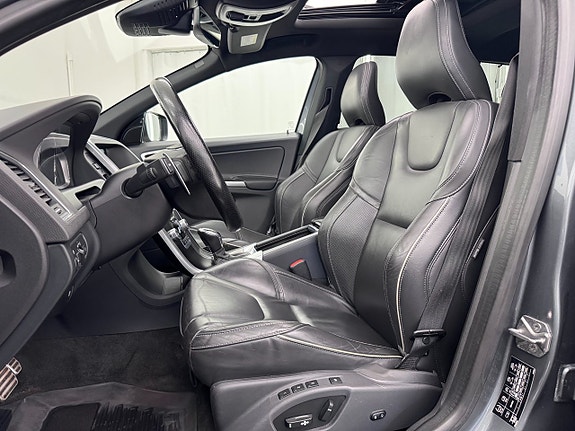 Volvo XC60 10 of 27