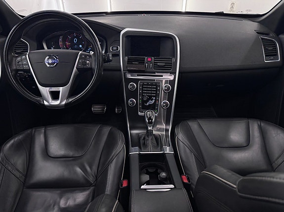 Volvo XC60 24 of 27