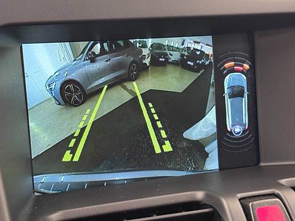 Volvo XC60 18 of 27