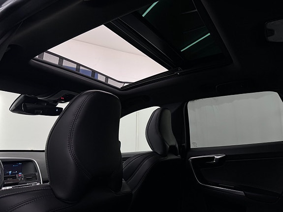 Volvo XC60 22 of 27