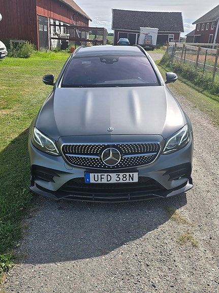 Mercedes-Benz E53 7 of 18