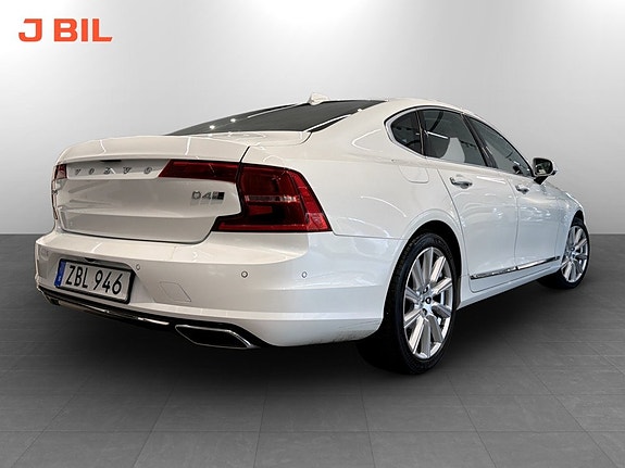 Volvo S90 3 of 5