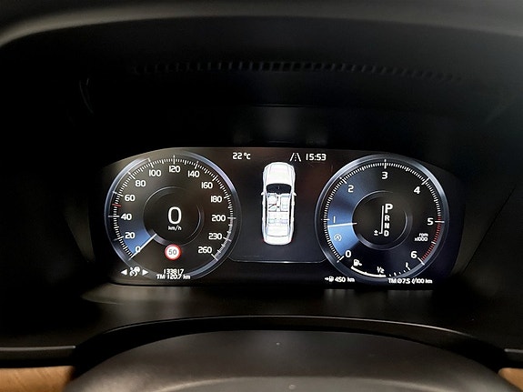 Volvo S90 8 of 16