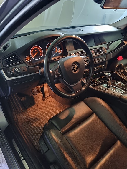 BMW 525d 5 of 11