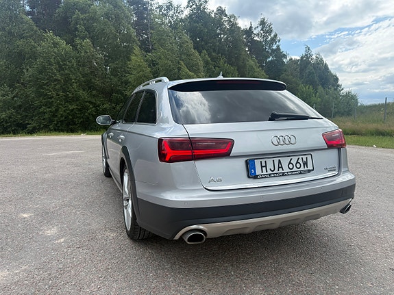 Audi A6 allroad 4 of 5