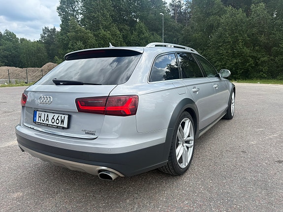 Audi A6 allroad 3 of 5