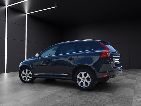 Volvo XC60 5 of 14