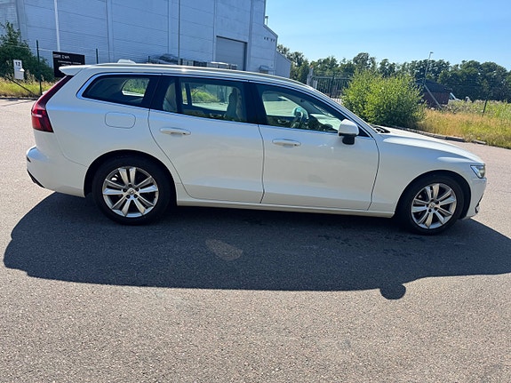 Volvo V60 6 of 13
