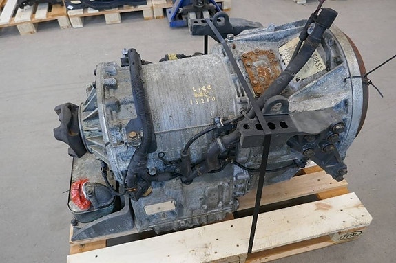 Scania P 410 2 of 6
