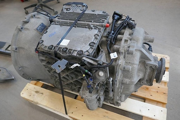 Volvo FE 250 3 of 4
