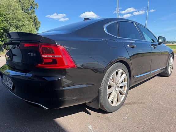 Volvo S90 11 of 24