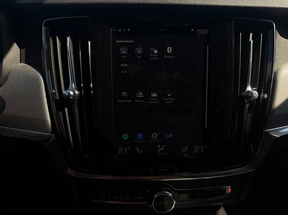 Volvo S90 21 of 24