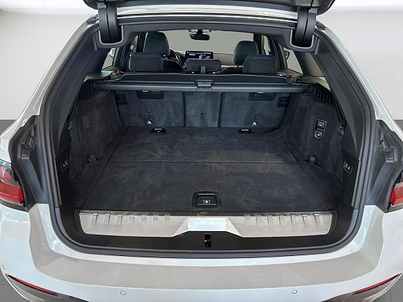 BMW 530e 12 of 21