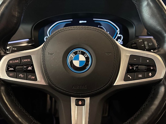 BMW 530e 15 of 21