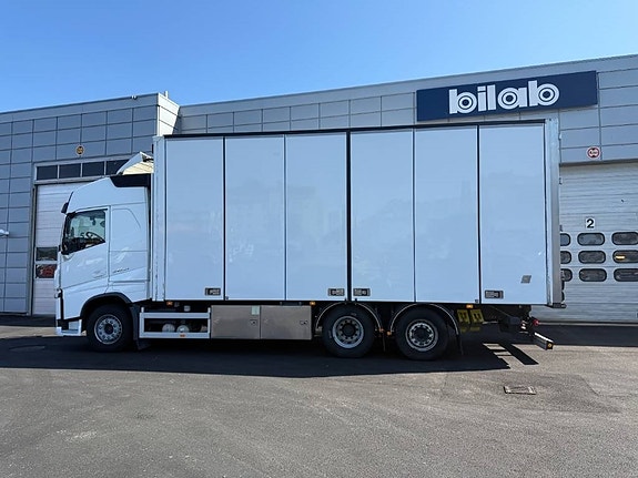 Volvo FH 540 6x2 6 of 15
