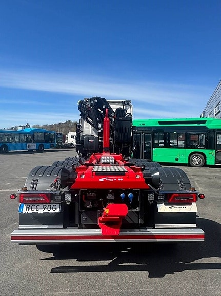 Scania S 660 8x4*4 Kranväxlare HIAB 302 7 of 15