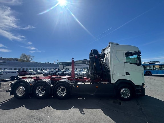 Scania S 660 8x4*4 Kranväxlare HIAB 302 5 of 15