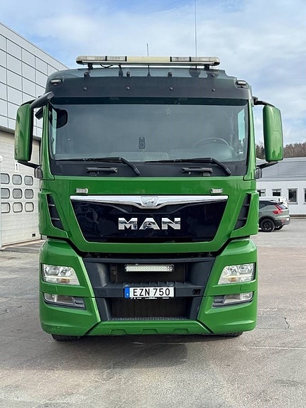 MAN TGX 35.480 8x4-4 Lastväxlare 2 of 8