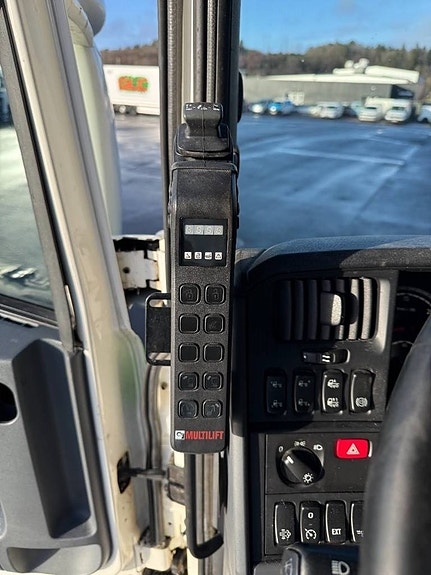 Scania G490LB8X4*4HNB 18 of 21
