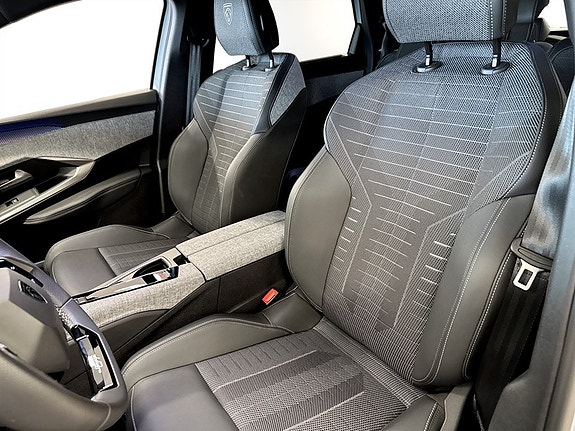 Peugeot 5008 5 of 5