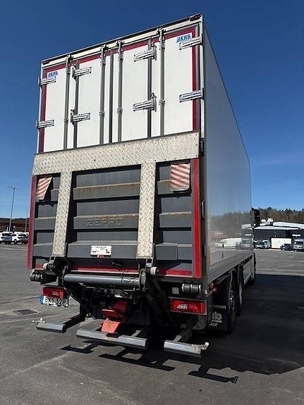 Scania R 410 B6x2*4NB LNG 7 of 19