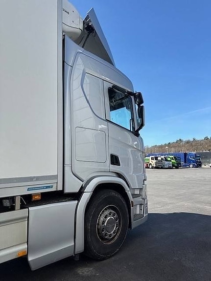 Scania R 410 B6x2*4NB LNG 4 of 19