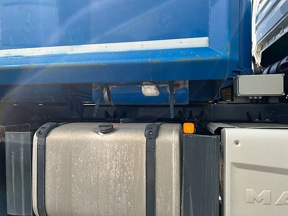 MAN TGX 35.480 8X4-4 BL 3 of 14