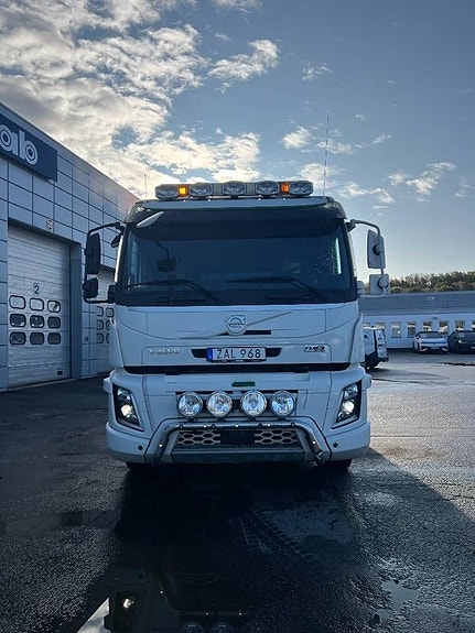Volvo FM 6x2 420 hk Sörling Tippdumper 3 of 13