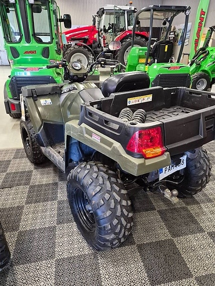 Polaris SPORTSMAN X2 7 of 8