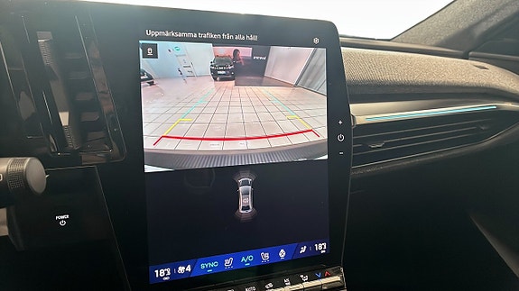 Renault Scenic E-Tech 19 of 25