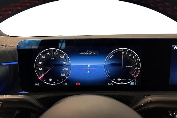 Mercedes-Benz CLA250 e 13 of 26