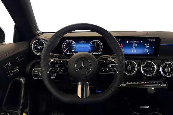 Mercedes-Benz CLA250 e 12 of 26